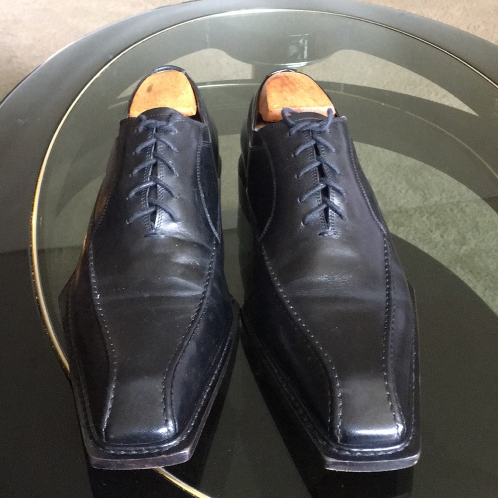 Guy Laroche Men Dress loafer  Size 42
